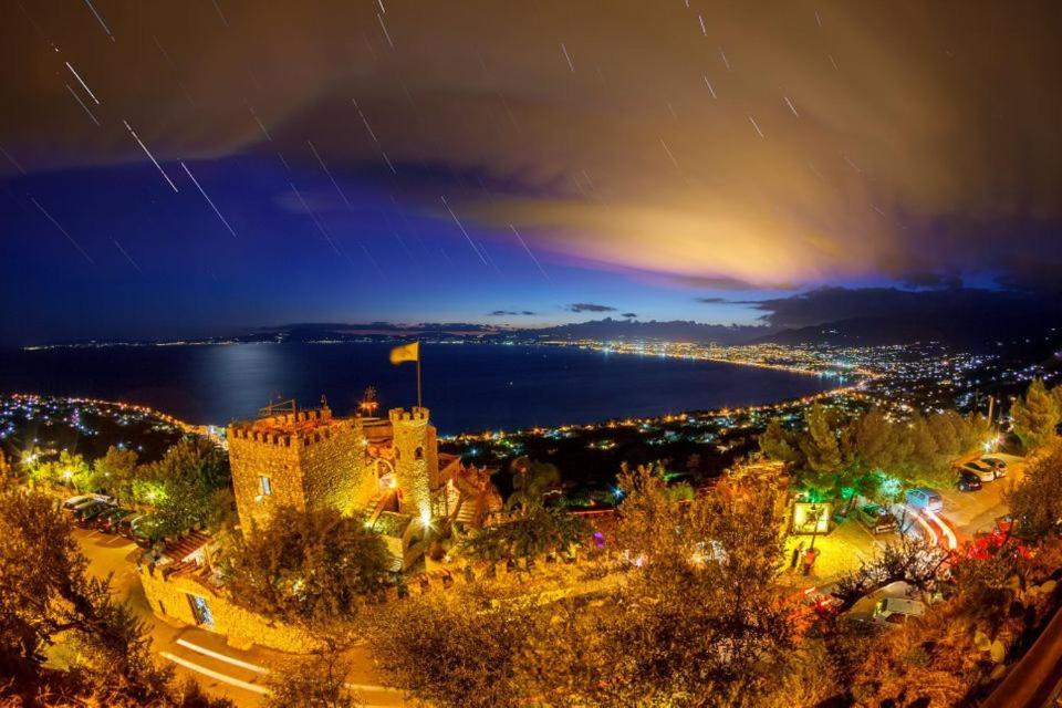 Villa Avia Seaview Getaway - Konstantina'S Hidden Haven Kalamata Exterior foto
