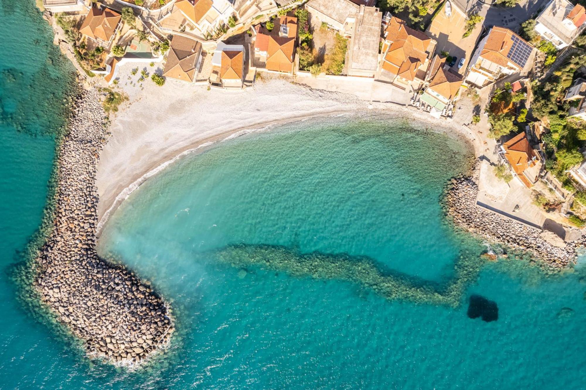 Villa Avia Seaview Getaway - Konstantina'S Hidden Haven Kalamata Exterior foto